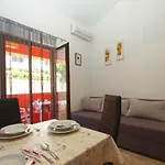 Oriana 898 Апартаменты *