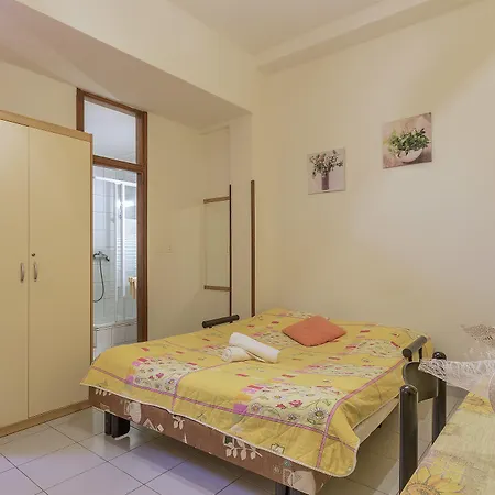 Oriana 898 Apartment *