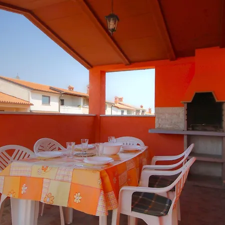 Apartment Oriana 898 Pula