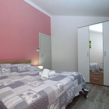 Appartamento Oriana 898 *