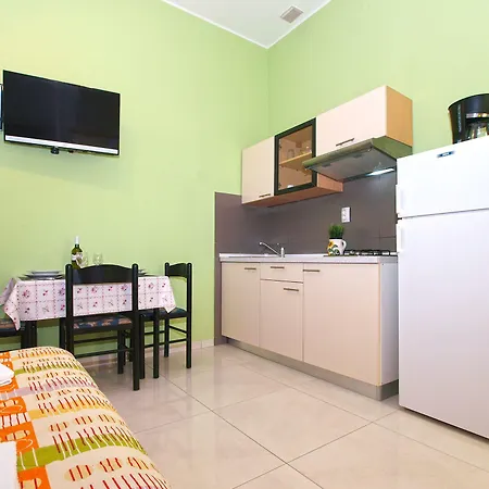 Appartamento Oriana 898 *