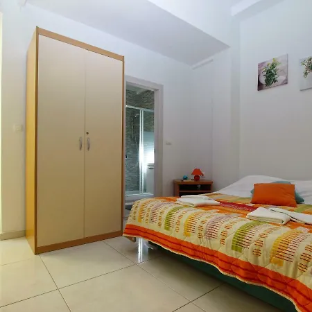 Appartamento Oriana 898 Pola