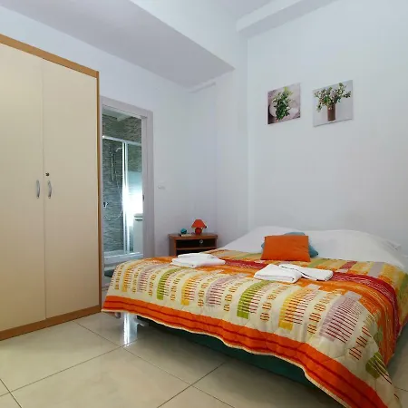 Oriana 898 Apartamento Pula