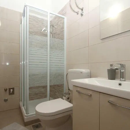 Oriana 898 Apartment