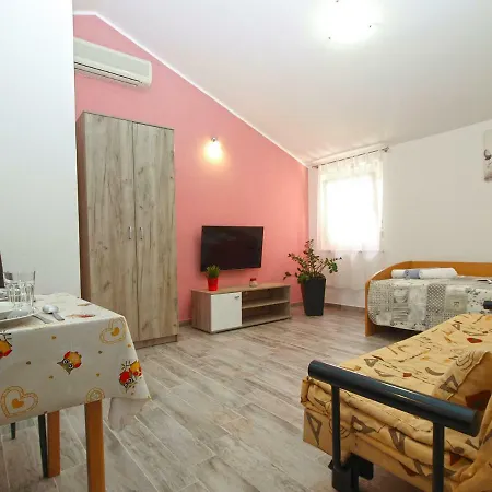 Oriana 898 Pola