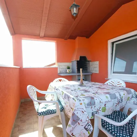 Appartamento Oriana 898 *
