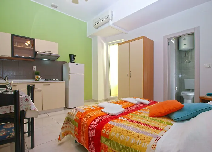 Oriana 898 Lejlighed Pula